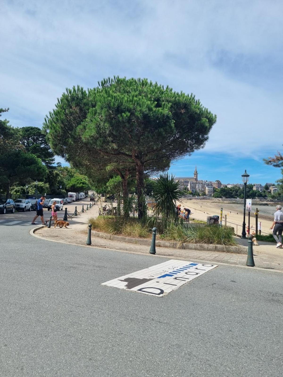Havre De Paix Du Prieure Spacieux Et Lumineux A 2 Min De La Plage ディナール エクステリア 写真